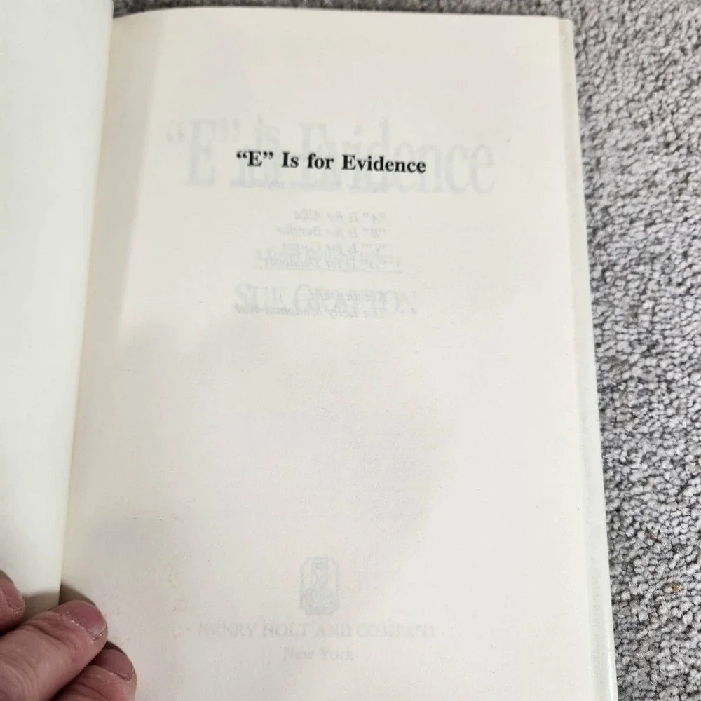 Sue Grafton E is for Evidence Mystery Hardcover Book 1988‎ Kinsey Millhone